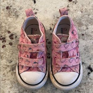 Hello Kitty Converse